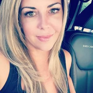 Meet your Posher, Laurie